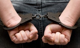fake honey dealer arrested fake manuka honey