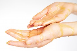 honey on skin rose water, manuka honey, skin care