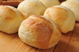 Honey Yeast Rolls honey roll, manuka honey