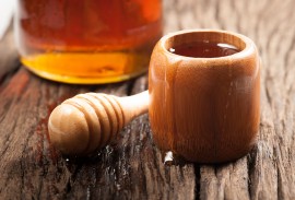 Honey honeybees, honeybee crisis, colony collapse disorder, manuka honey